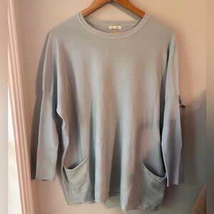 Tea N Rose Blue Pocket Sweater Size M/L